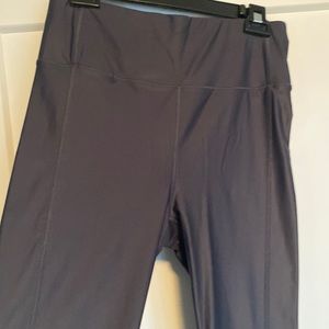 Sweaty Betty 7/8 legging, worn once size large, fits medium well, steel gray